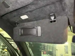 Automobilių interjero restauracija – vairų apsiuvimas, lubų remontas, odos aptraukimas | Autorepair.lt